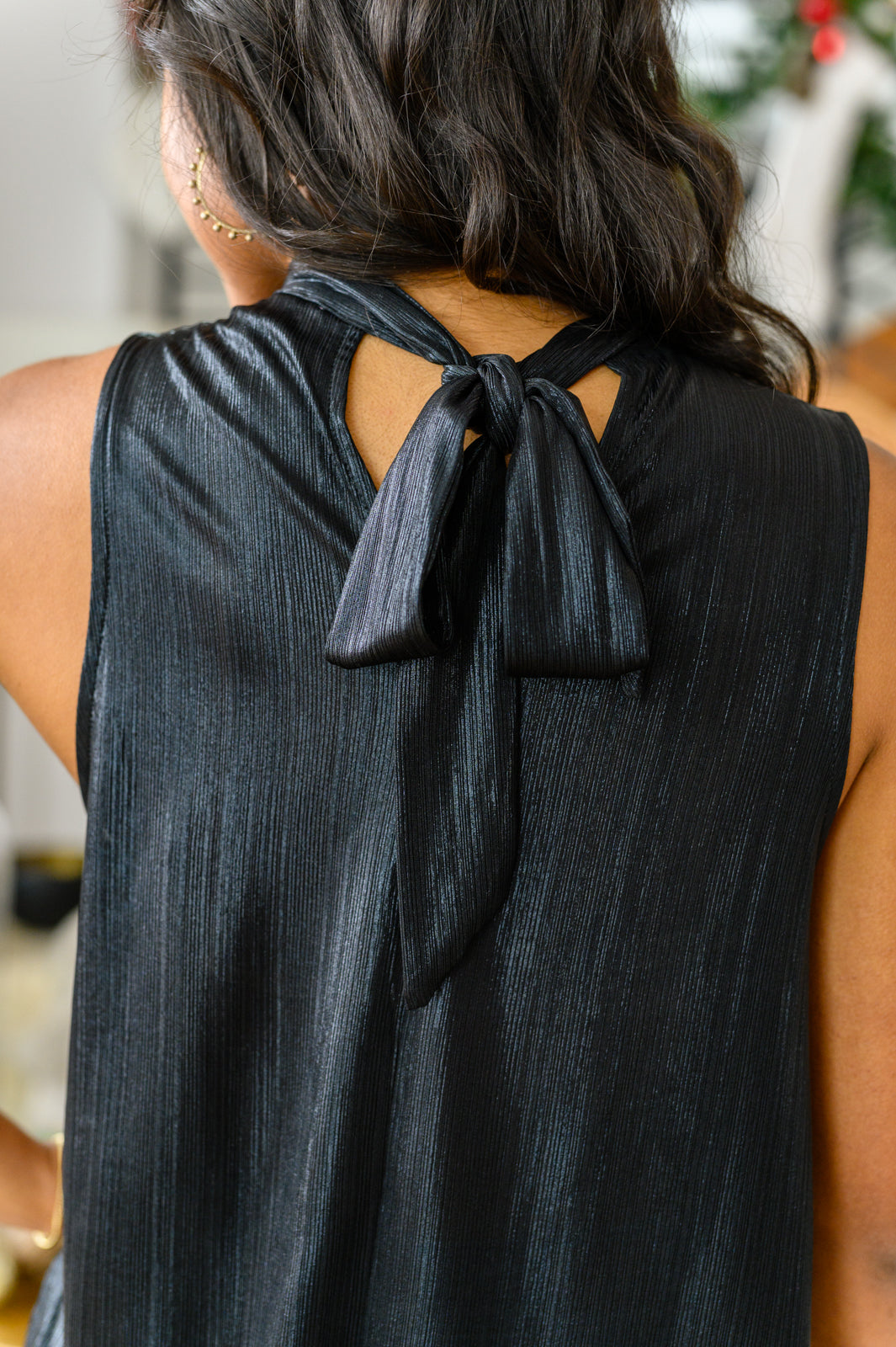 Photo Op Sleeveless Blouse in Black